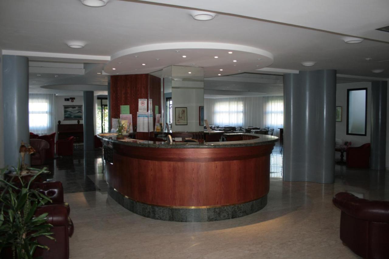 קיאנצ'נו טרמה Hotel Risorgimento מראה חיצוני תמונה